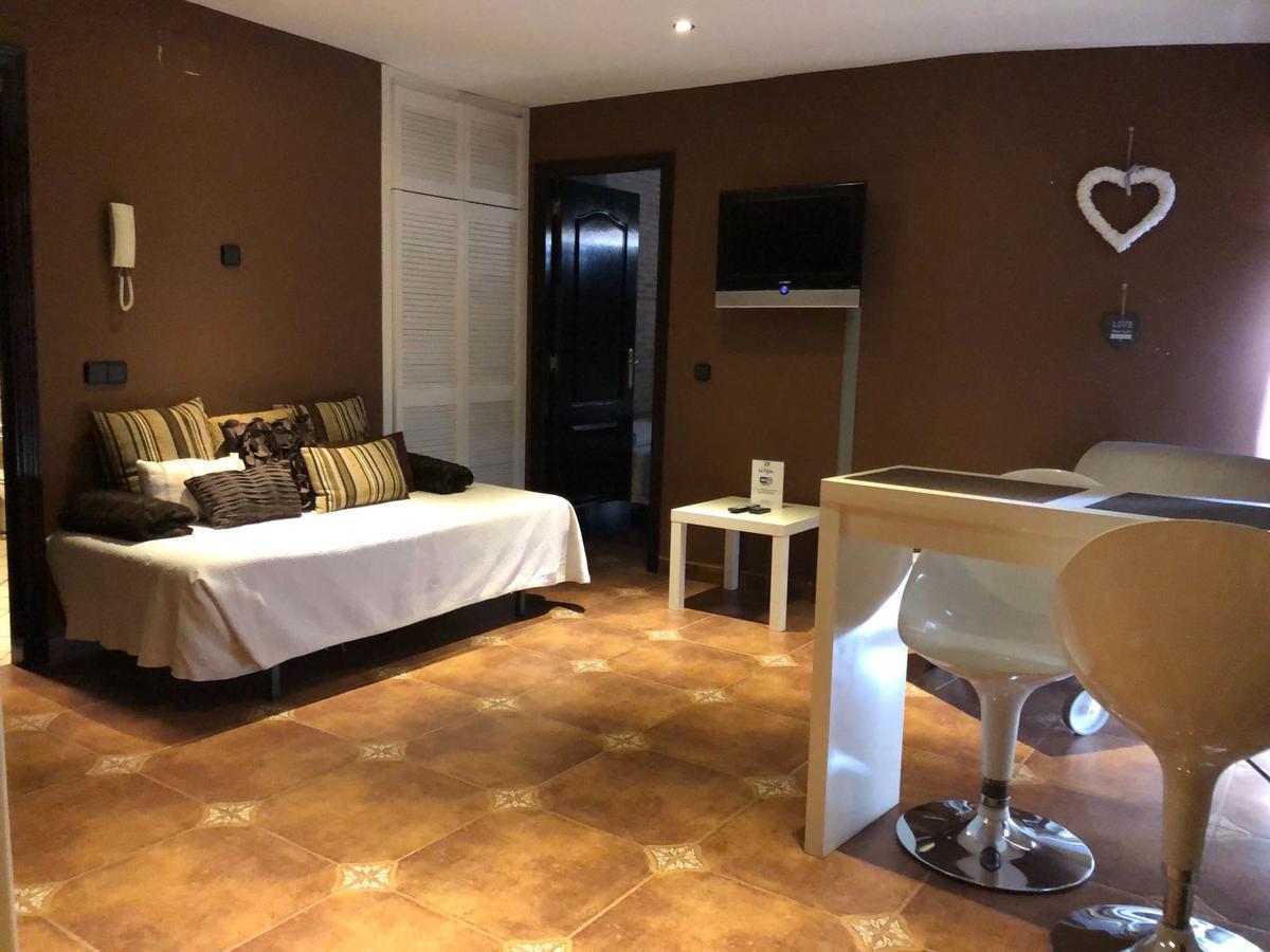 Apartamentos Los Angeles Alcaniz Ngoại thất bức ảnh